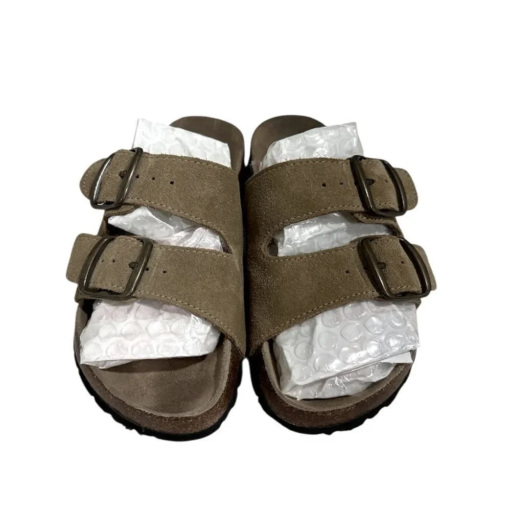 Kids white Mountain Brown Sandals with Suede Straps and Contoured Footbed EUC